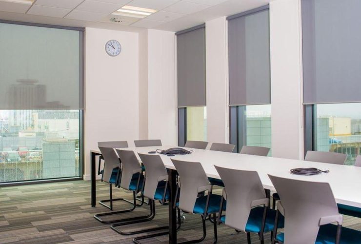 Why Should You Choose Office Curtains over Blinds